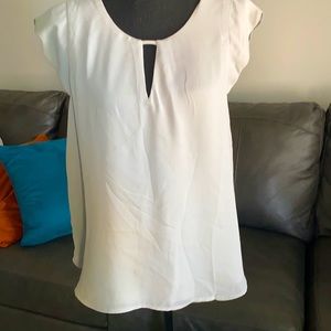 Light gray top by Shinestar Large, EUC